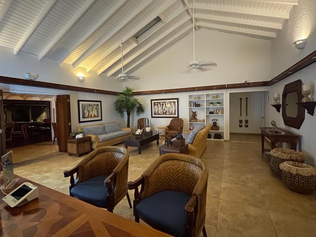 Club Seabourne Hotel Isla Culebra エクステリア 写真